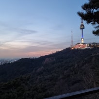 구름 덮인 봉우리