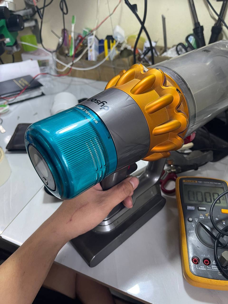 Máy hút bụi cầm tay Dyson